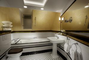 Hotel Paris Prague | Prague 1 | Mucha Suite - bathroom